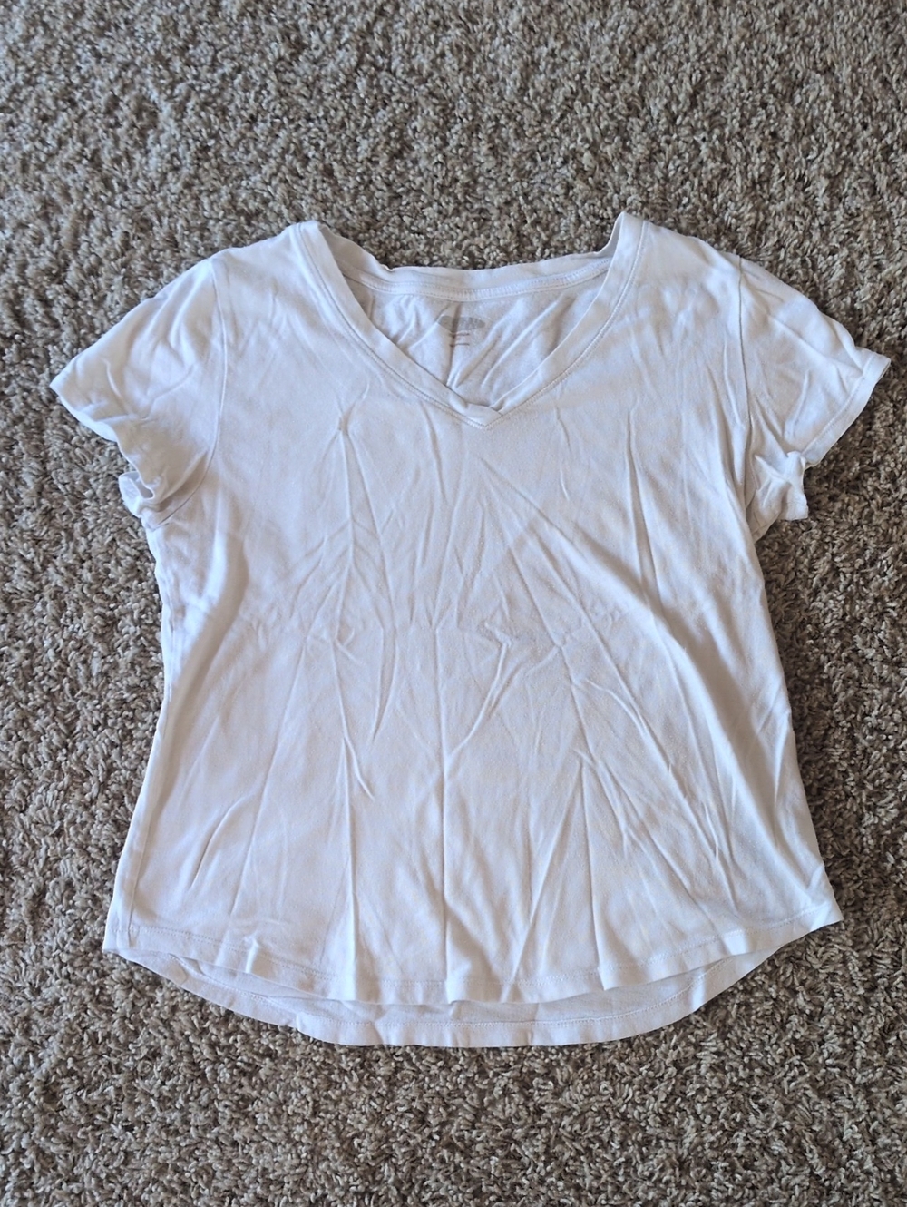 Old Navy Women's White V-Neck Short Sleeve Tee